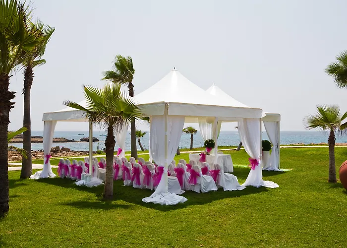 Adams & (adults Only) מלון