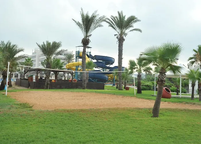 Adams & (adults Only) מלון