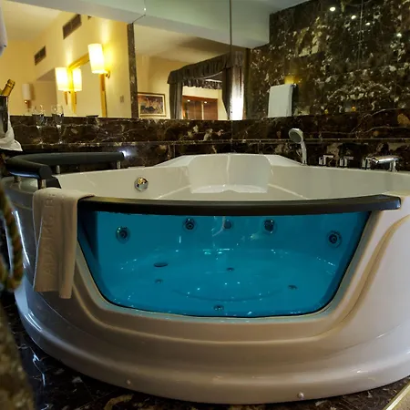 Adams & (adults Only) Hotel Ajia Napa