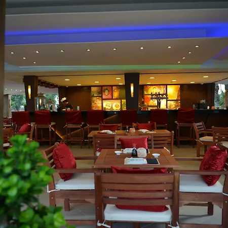 Adams & (adults Only) 5* Ajía Nápa