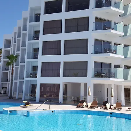 Adams & (adults Only) 5*