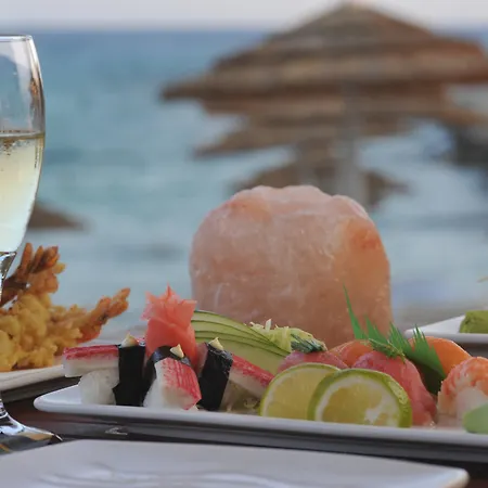 Adams & (adults Only) Ajía Nápa