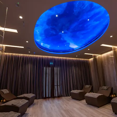 Adams & (adults Only) Ajía Nápa