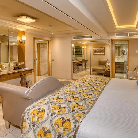 Adams & (adults Only) Hotel