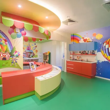 Adams & (adults Only) 5* Ajía Nápa