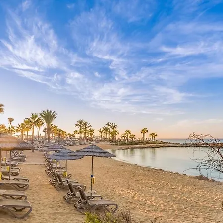 Adams & (adults Only) 5*