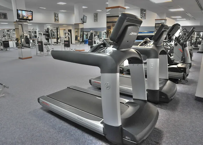 Adams & (adults Only) 5*