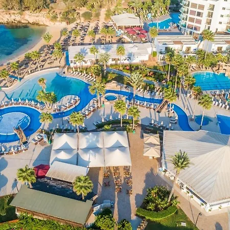 Semesteranläggning (resort) Adams & (adults Only) 5*