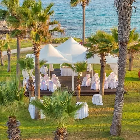 Semesteranläggning (resort) Adams & (adults Only) 5*